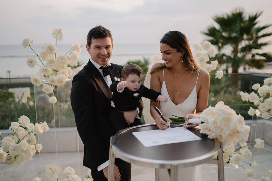 Rob et Monica en robe d'été 