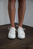 Grace Loves Lace Essential Sneaker en cuir blanc 