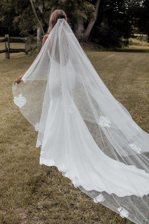 Grace Loves Lace Fleur Bridal Veil